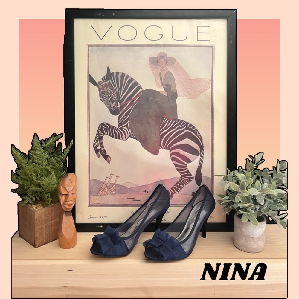 Nina navy blue mesh detail heels Size:9M